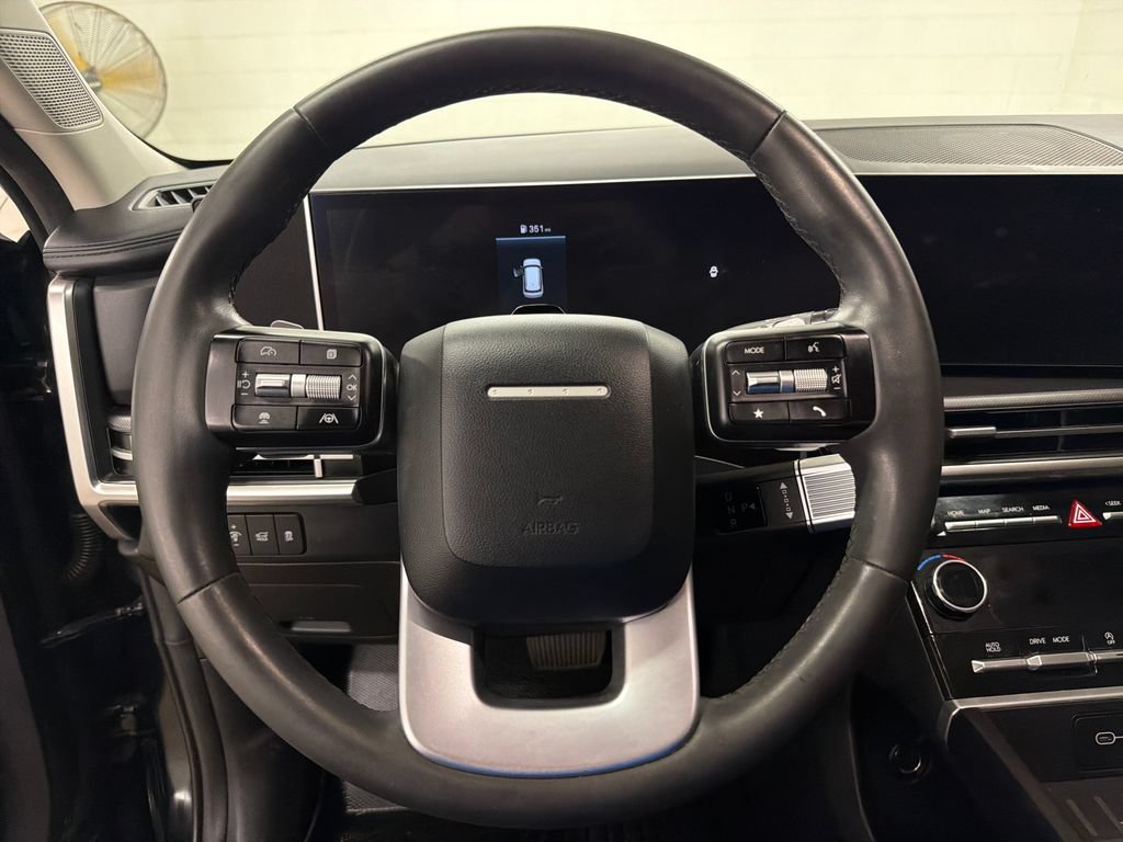 Used 2024 Hyundai Santa Fe SEL FWD image 18