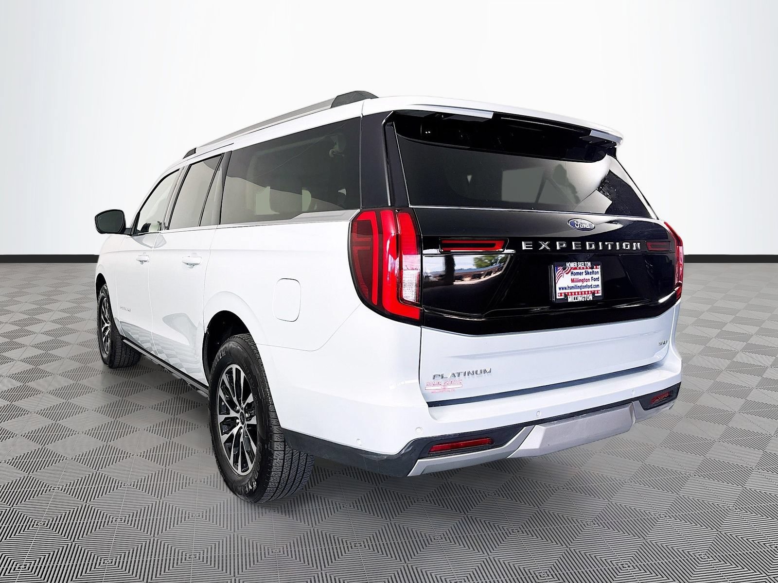 Certified 2025 Ford Expedition Max Platinum AWD/4WD image 5