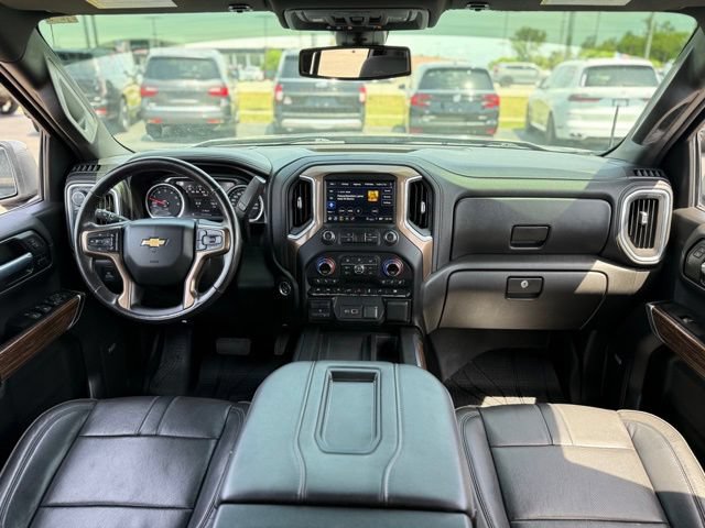 Used 2021 Chevrolet Silverado 1500 High Country AWD/4WD image 2