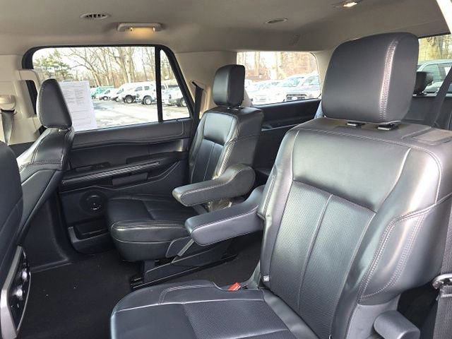 Certified 2024 Ford Expedition XLT image 17
