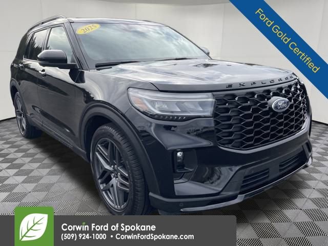 Certified 2025 Ford Explorer ST image 1