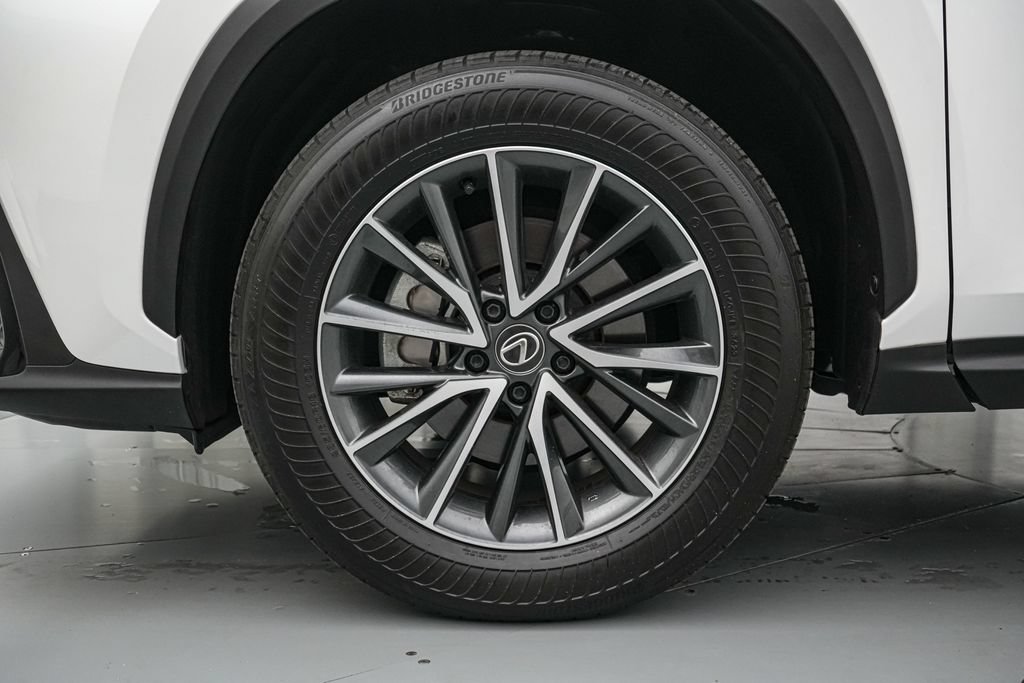 Used 2024 Lexus NX 250 FWD image 10