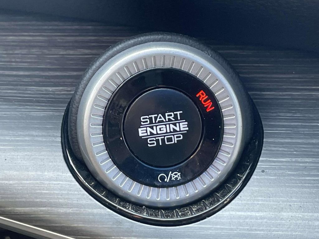 Used 2024 Jeep Wagoneer Series II w/ HD Trailer Tow Package image 27