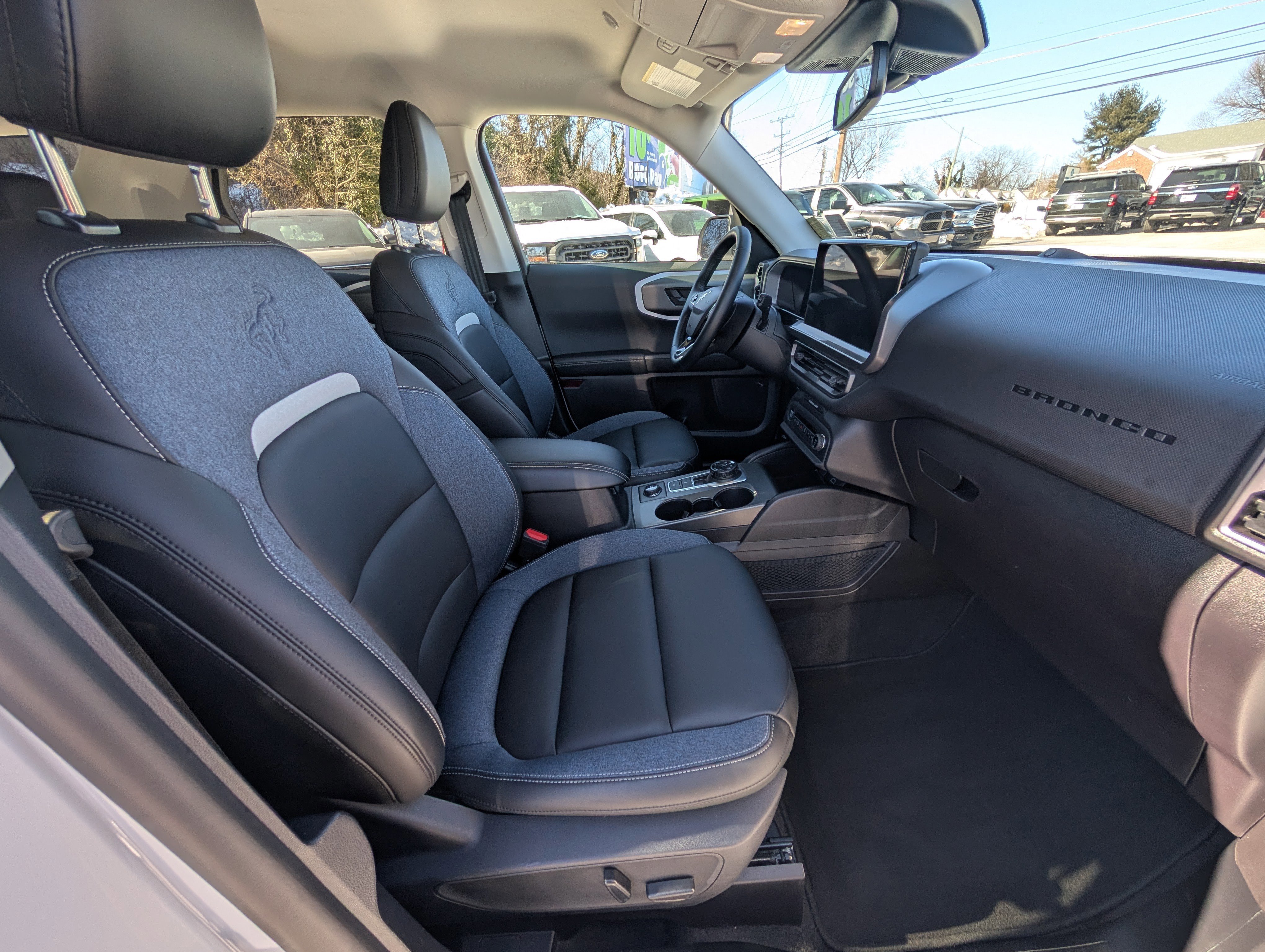 Certified 2025 Ford Bronco Sport Outer Banks w/ Outer Banks Tech Package+ image 12