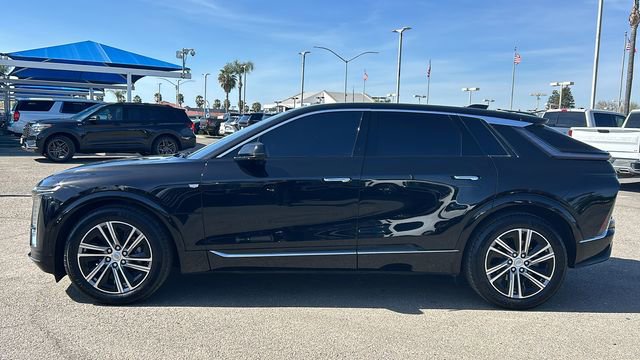 Used 2025 Cadillac Lyriq Luxury image 7