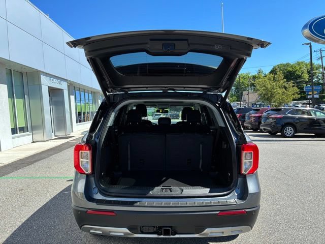Certified 2023 Ford Explorer XLT w/ Equipment Group 202A AWD/4WD image 10