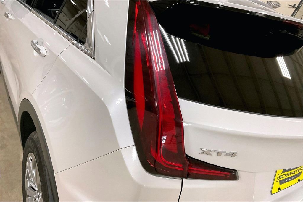 Used 2024 Cadillac XT4 Premium Luxury image 27