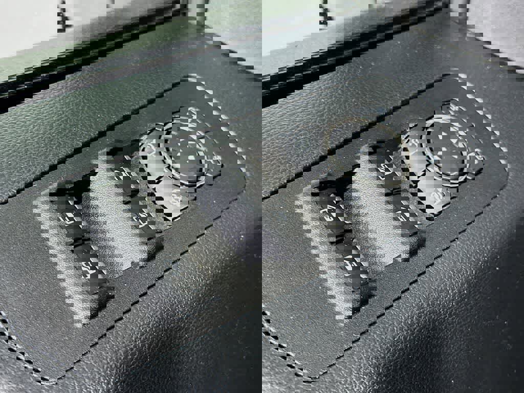 Certified 2019 Ford F150 Raptor w/ Equipment Group 802A Luxury image 28