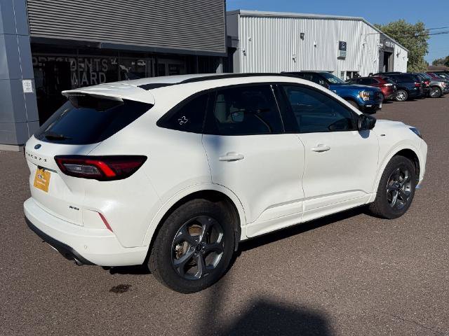 Certified 2023 Ford Escape ST-Line w/ Tech Pack #1 AWD/4WD image 7
