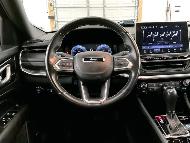 Used 2022 Jeep Compass High Altitude AWD/4WD image 5
