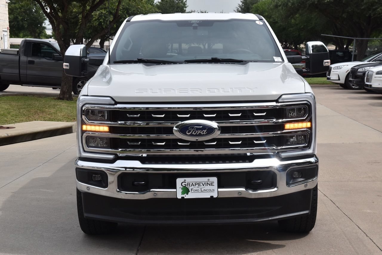 Certified 2025 Ford F250 Lariat w/ Lariat Ultimate Package AWD/4WD image 3