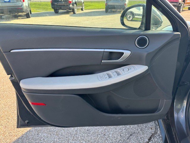 Used 2025 Hyundai Sonata SEL FWD image 11