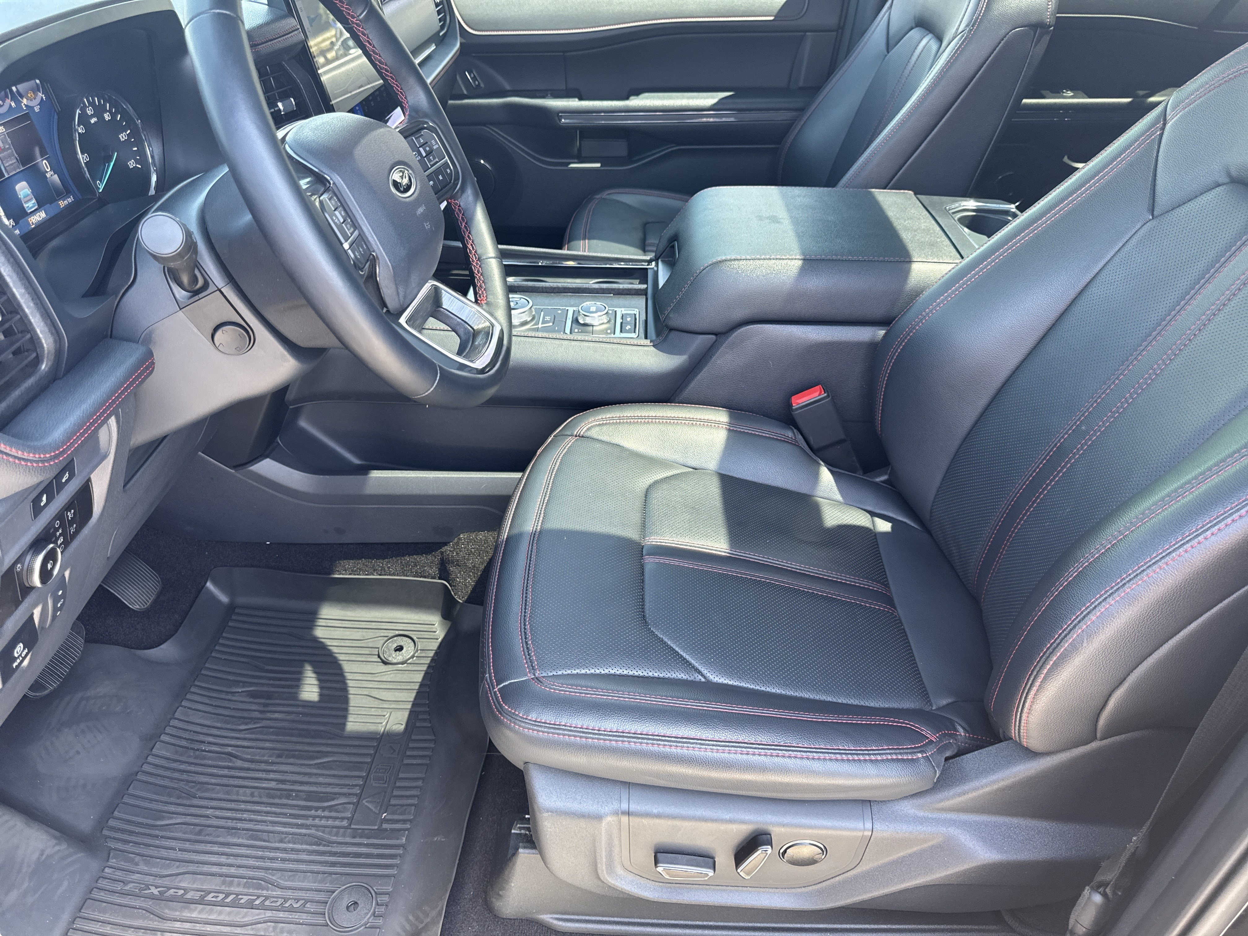 Certified 2023 Ford Expedition Limited AWD/4WD image 9