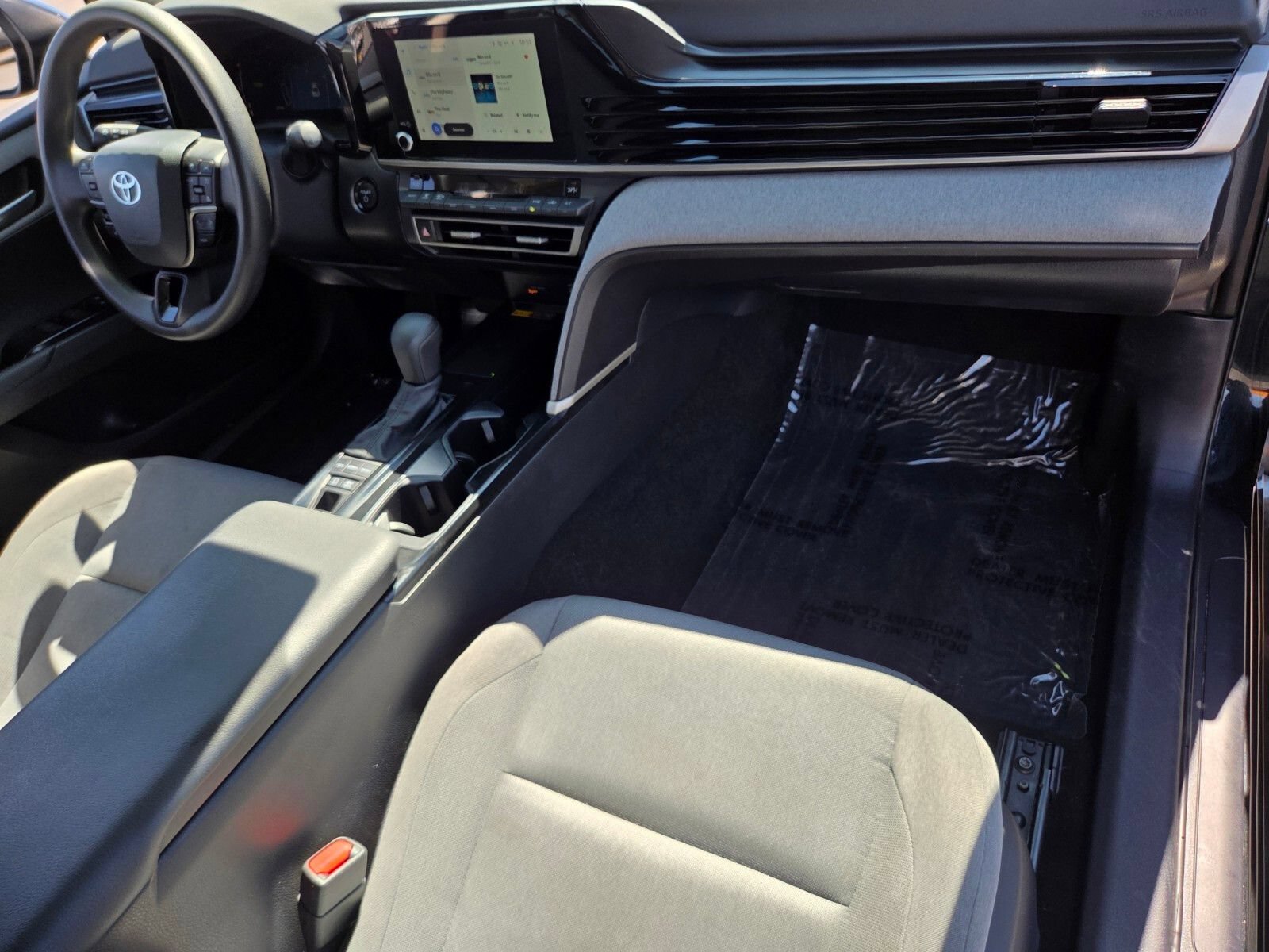 Used 2025 Toyota Camry LE w/ Convenience Package FWD image 16