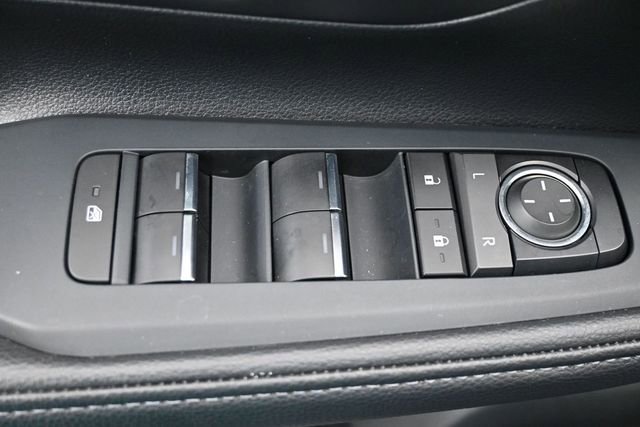 Used 2025 Toyota Grand Highlander AWD image 16