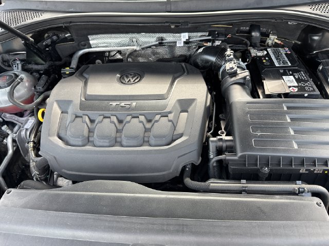Used 2023 Volkswagen Tiguan SE AWD/4WD image 21