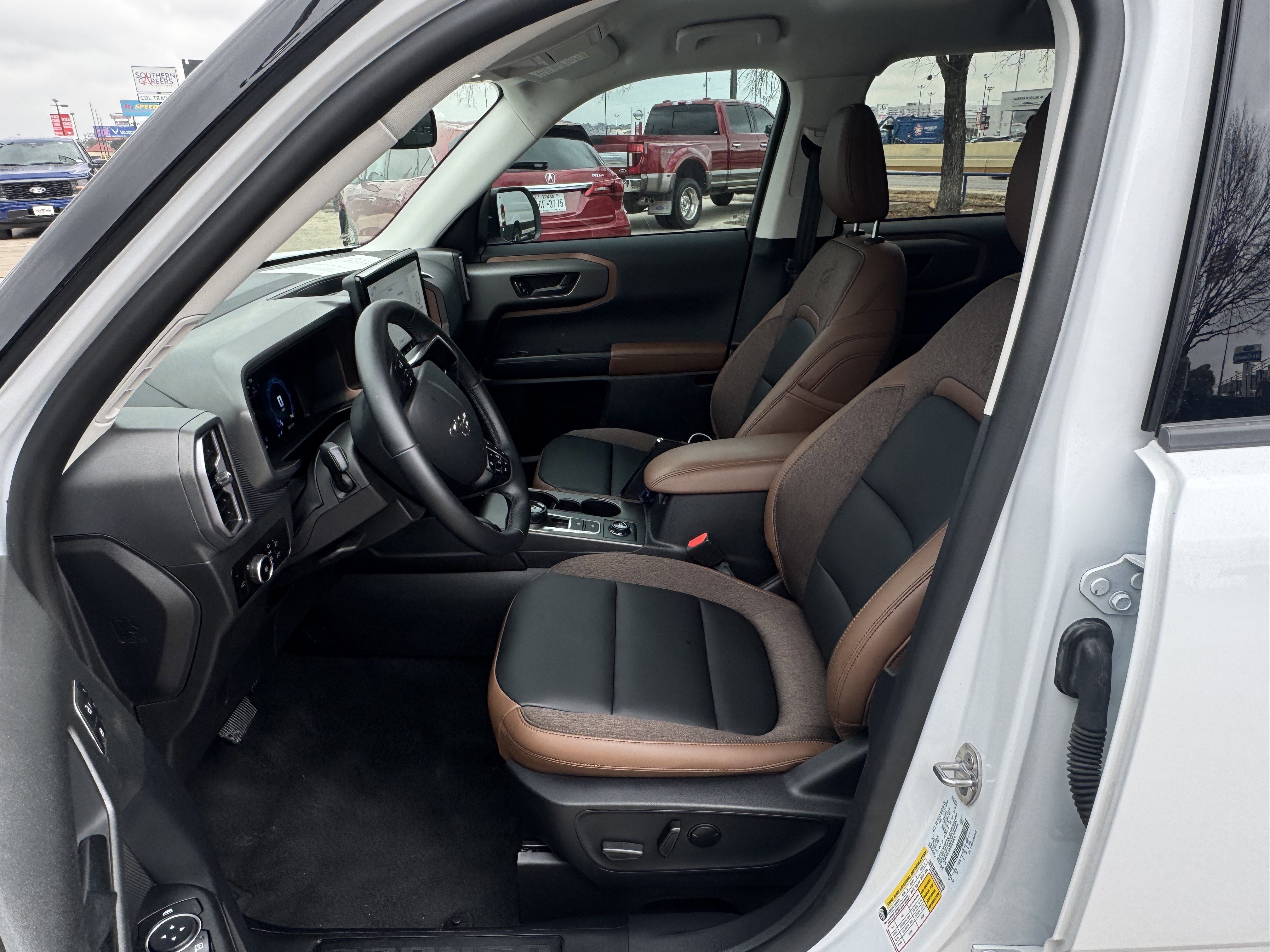 Certified 2025 Ford Bronco Sport Outer Banks image 14