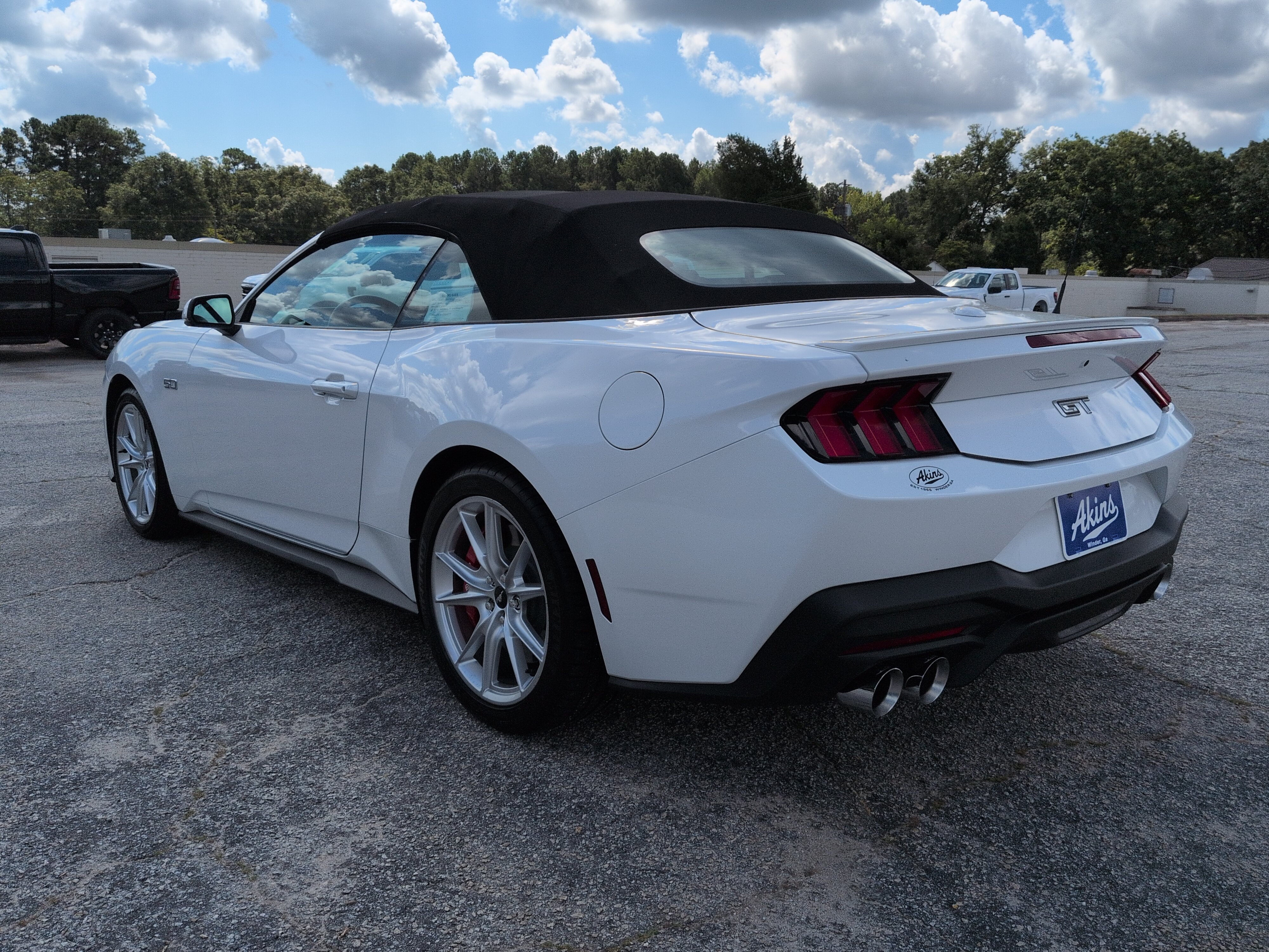 Certified 2024 Ford Mustang GT Premium RWD image 5