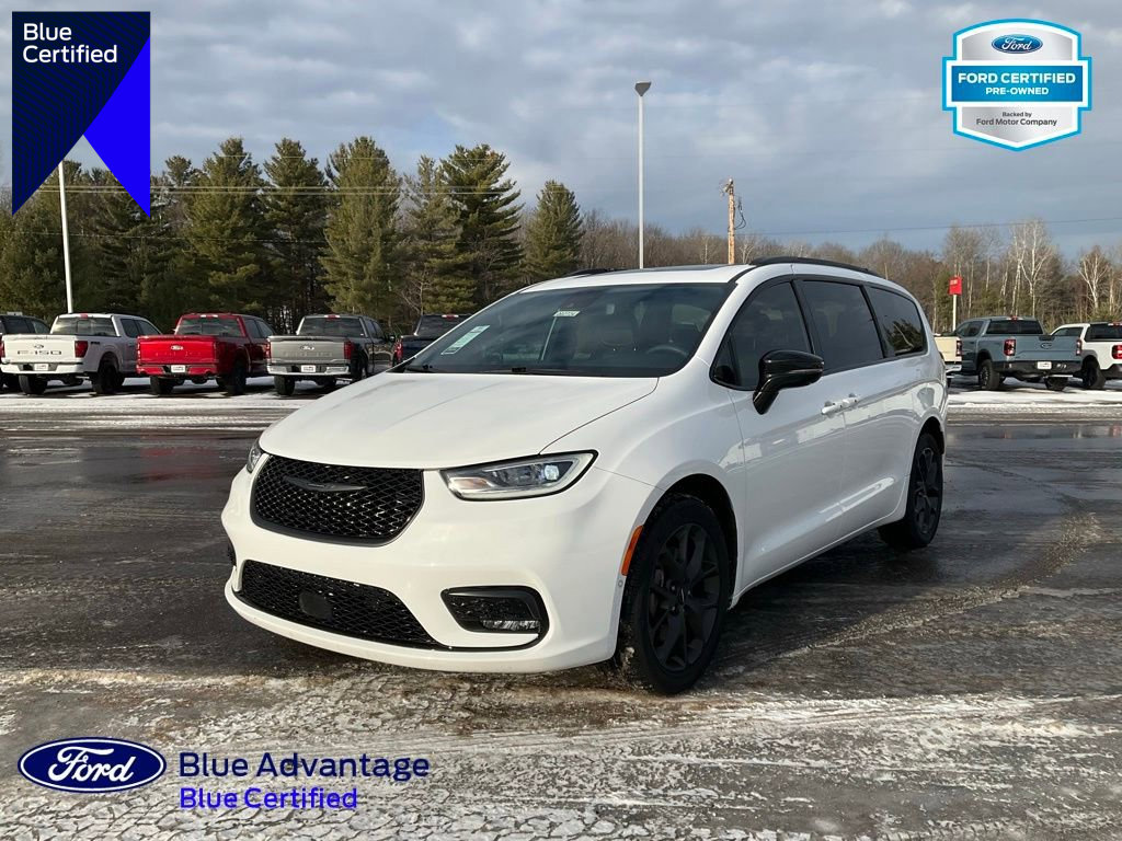 Used 2024 Chrysler Pacifica Touring-L w/ S Appearance Package