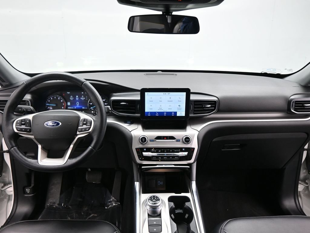 Certified 2021 Ford Explorer XLT image 46