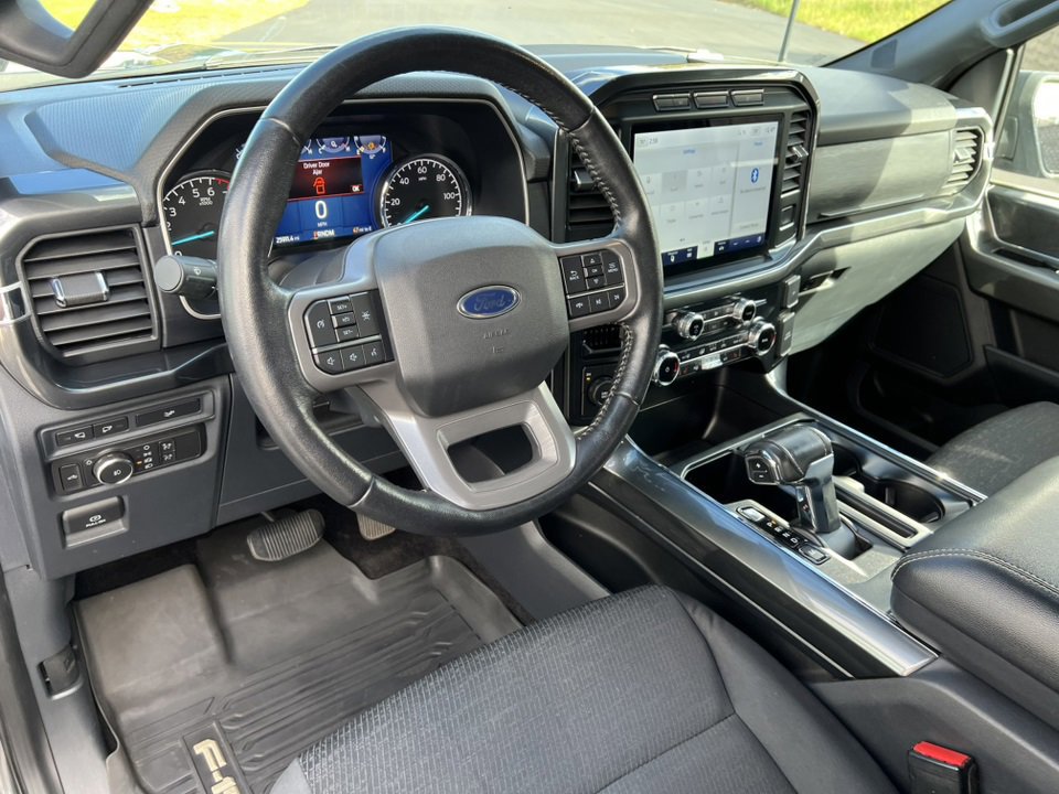 Certified 2022 Ford F150 XLT w/ Equipment Group 302A High image 24