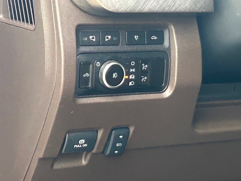 Certified 2024 Ford F250 King Ranch w/ Tremor Off-Road Package AWD/4WD image 39