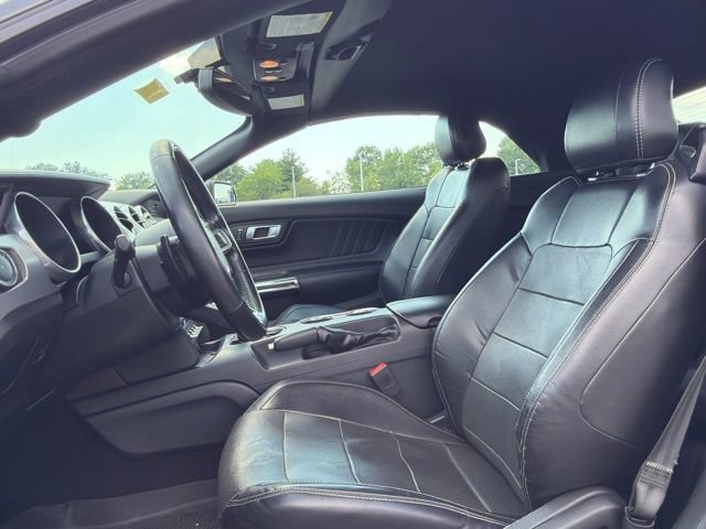 Certified 2020 Ford Mustang GT Premium RWD image 28