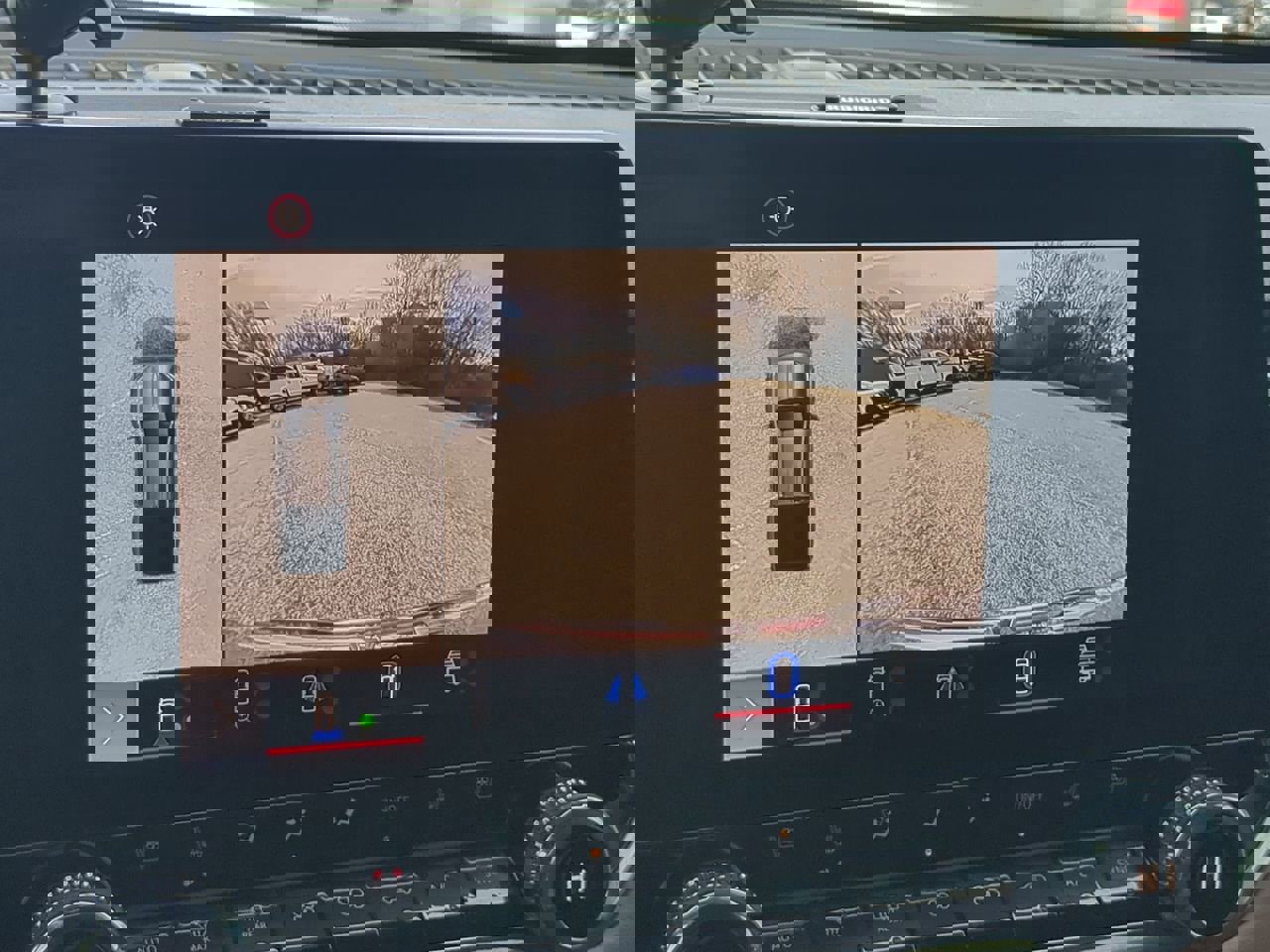 Used 2024 GMC Canyon AT4 w/ AT4 Premium Package image 19