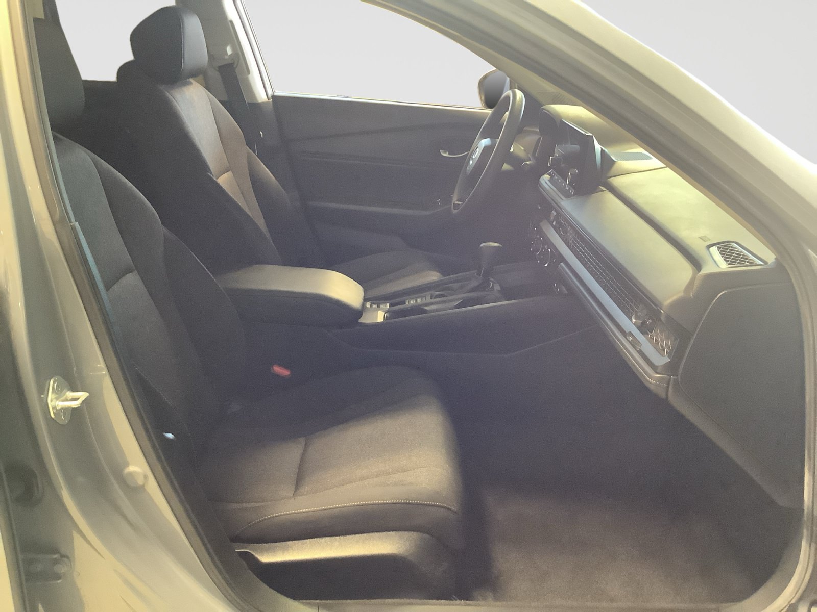 Used 2025 Honda Accord SE image 17