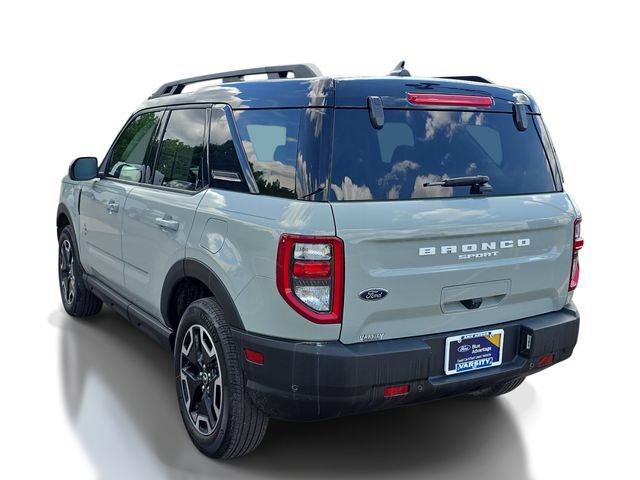 Certified 2024 Ford Bronco Sport Outer Banks AWD/4WD image 3