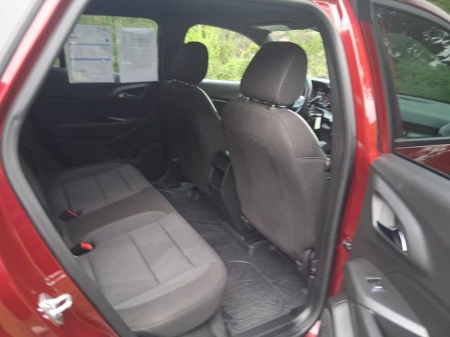 Used 2025 Chevrolet Trax RS w/ Driver Confidence Package FWD image 12
