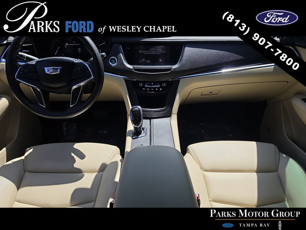Used 2017 Cadillac XT5 FWD w/ LPO, Wheel Lock Package image 11
