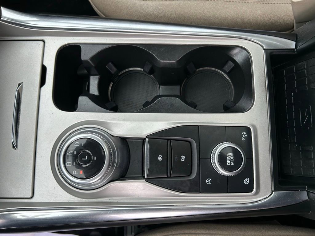 Certified 2021 Ford Explorer Limited w/ Equipment Group 301A image 33