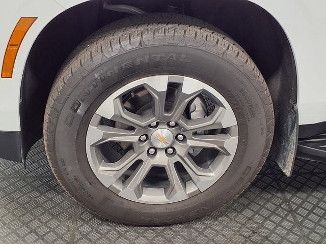 Used 2025 Chevrolet Tahoe LT w/ Comfort Package AWD/4WD image 32