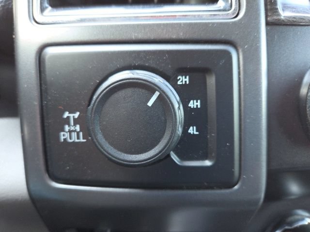 Certified 2019 Ford F250 XLT w/ XLT Premium Package AWD/4WD image 35