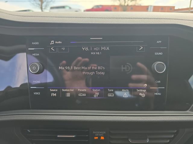 Used 2023 Volkswagen Jetta GLI Autobahn image 16