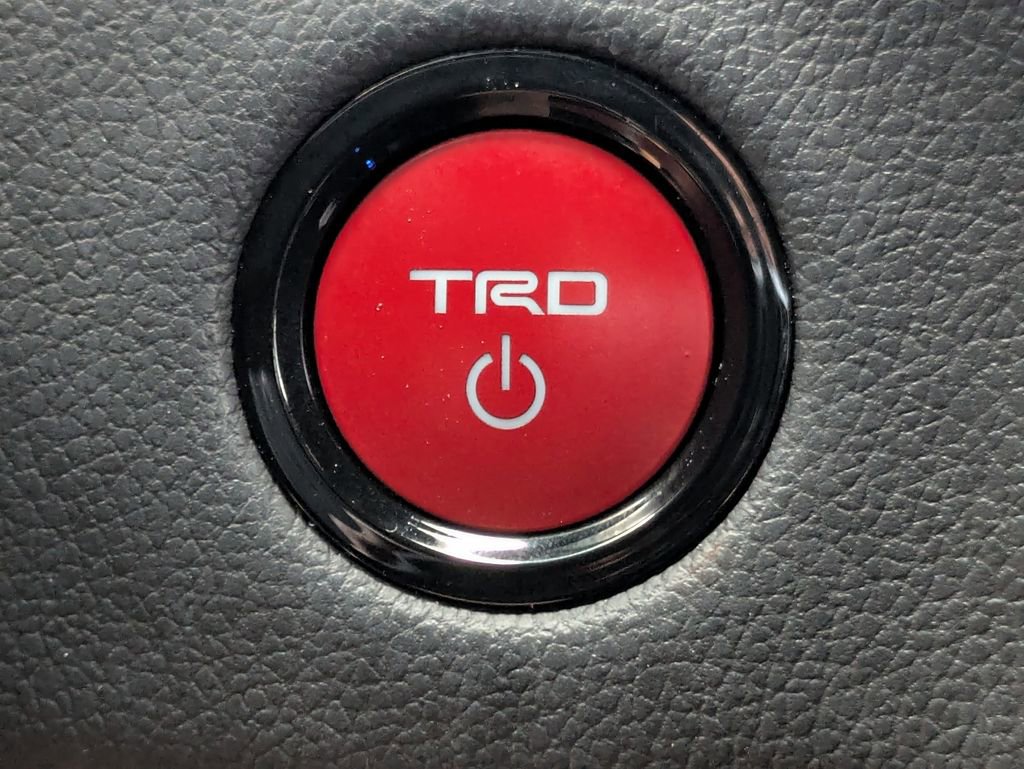 Used 2025 Toyota Sequoia TRD Pro AWD/4WD image 29