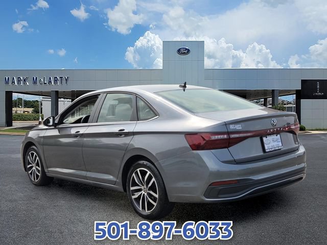 Used 2025 Volkswagen Jetta SE FWD video 3