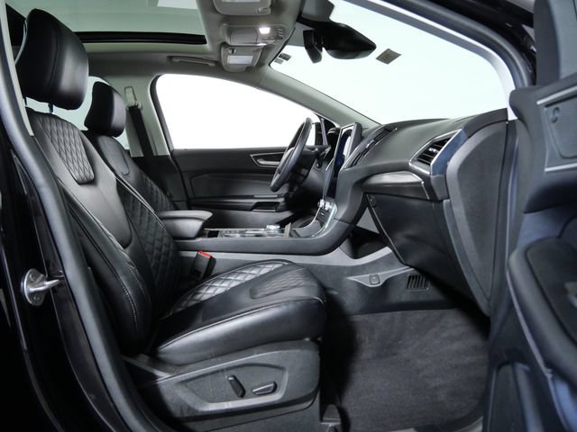 Certified 2024 Ford Edge Titanium w/ Equipment Group 301A AWD/4WD image 11