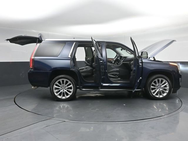 Used 2018 Cadillac Escalade Luxury AWD/4WD image 57