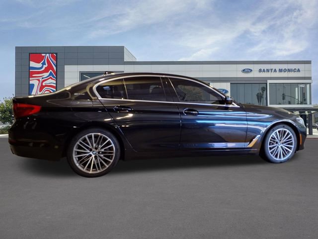 Used 2019 BMW 530e image 26