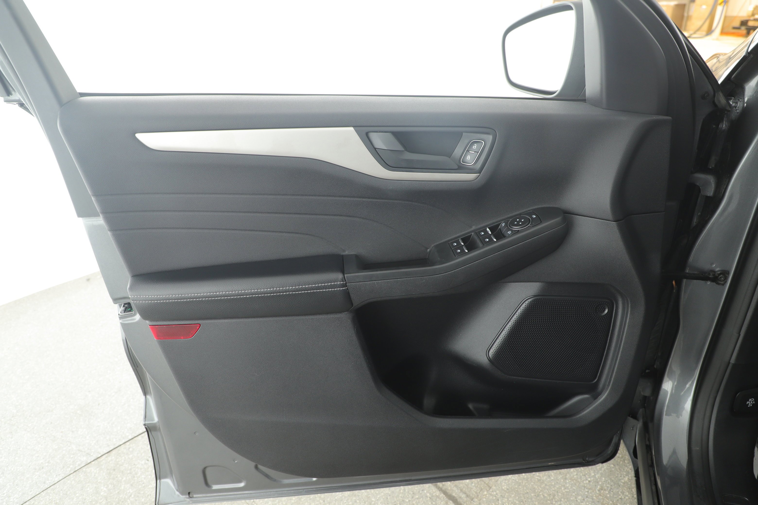 Certified 2022 Ford Escape SE w/ Convenience Package image 8