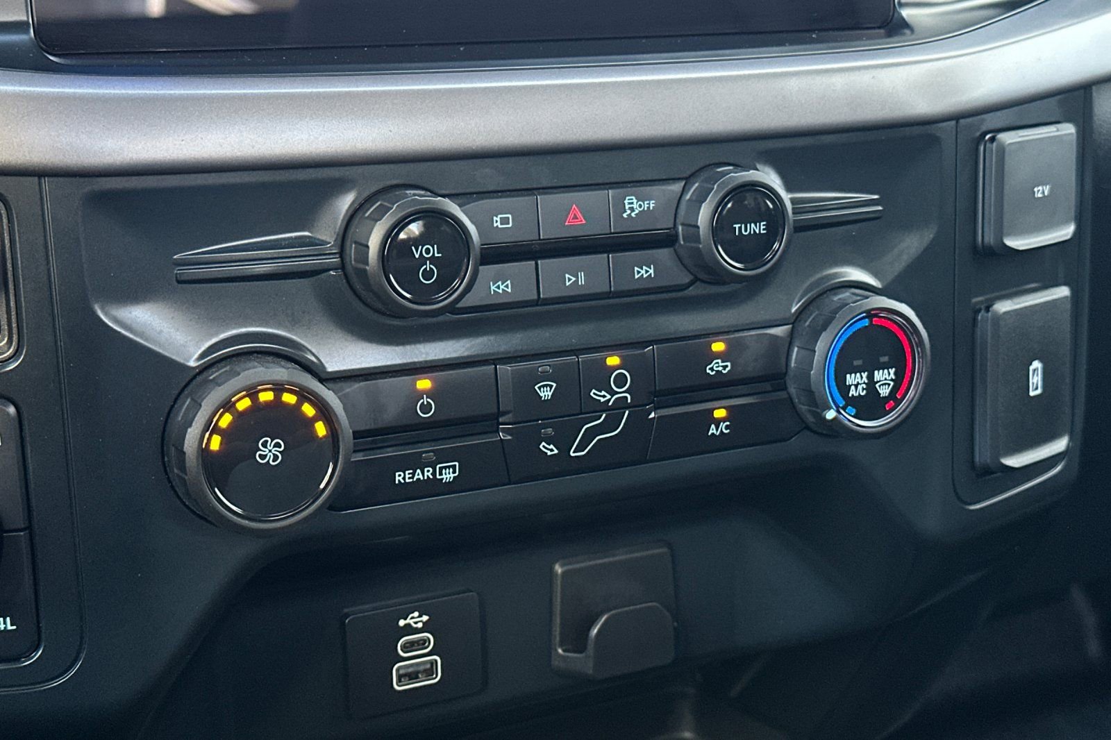 Certified 2025 Ford F150 XL image 17