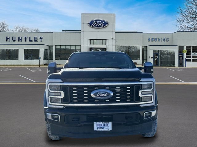 Certified 2025 Ford F450 Platinum w/ Platinum Plus Package AWD/4WD image 2