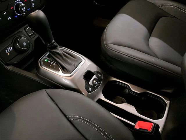Used 2021 Jeep Renegade Limited AWD/4WD image 16