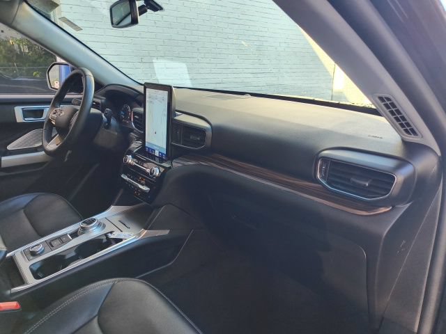 Certified 2023 Ford Explorer Limited w/ Limited Technology Package AWD/4WD image 39