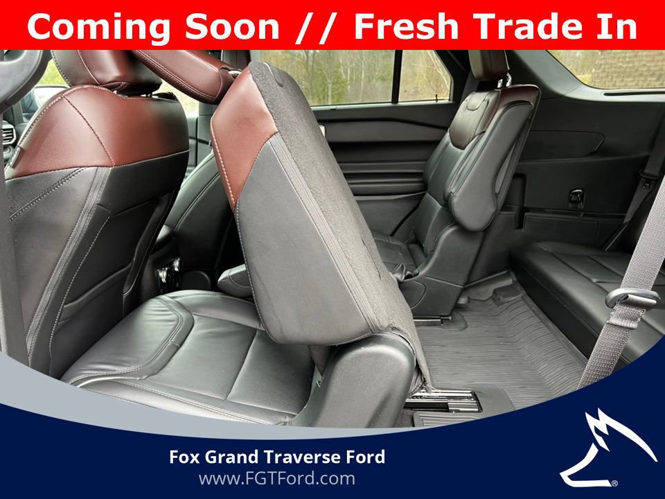 Certified 2023 Ford Explorer Platinum w/ Technology Package AWD/4WD image 10