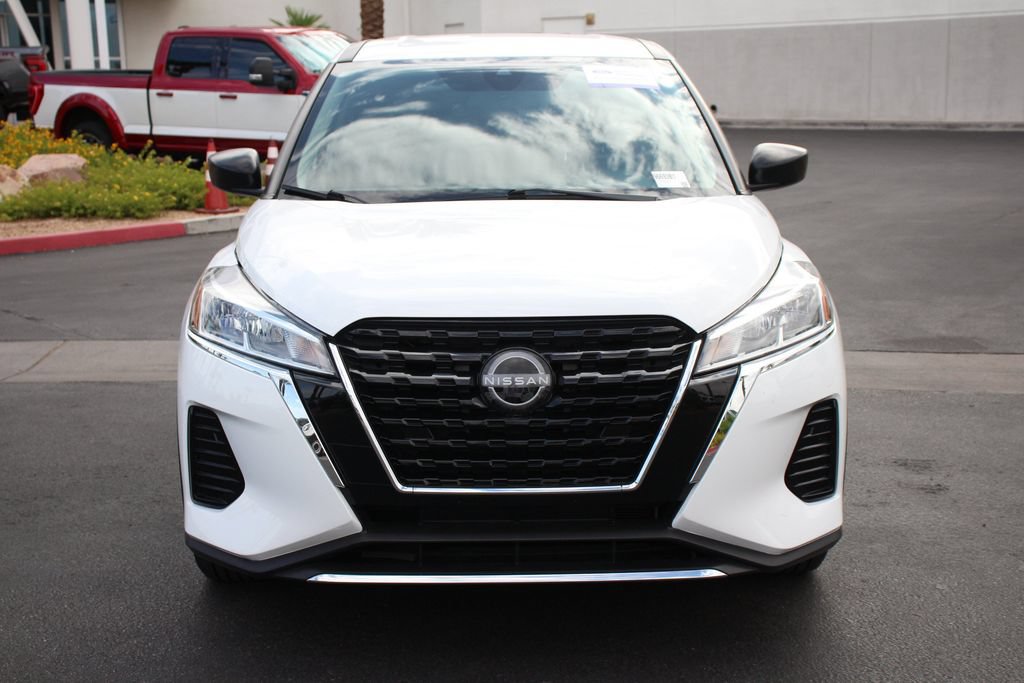 Used 2022 Nissan Kicks S FWD image 13