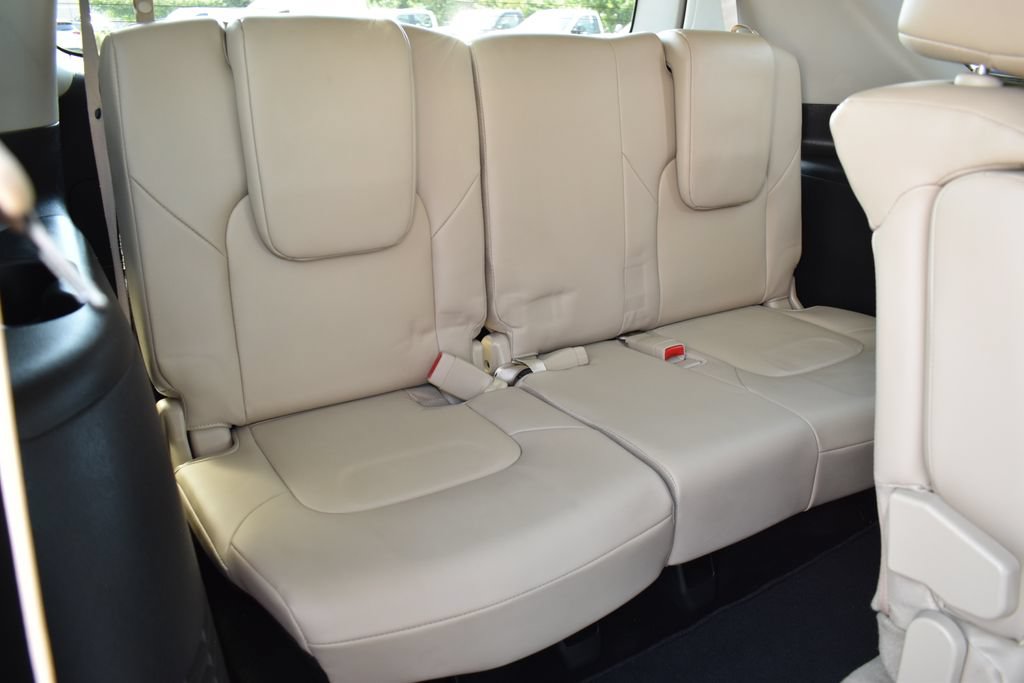 Used 2024 Nissan Armada SV w/ Cargo Package AWD/4WD image 29