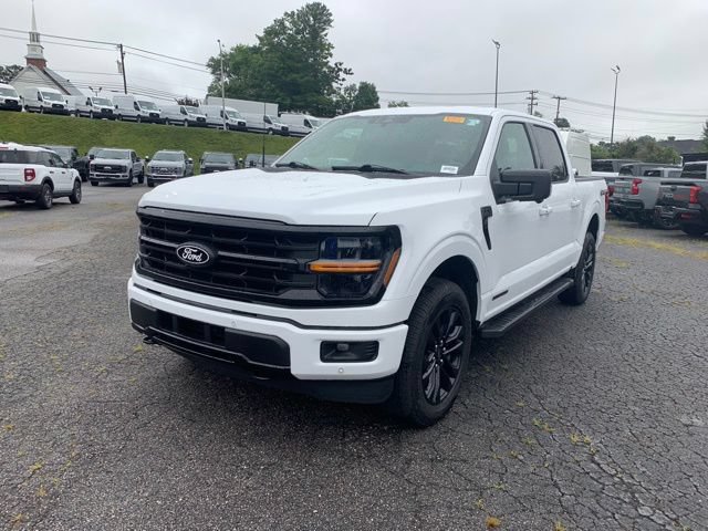 Certified 2025 Ford F150 XLT w/ Equipment Group 302A MID AWD/4WD image 4